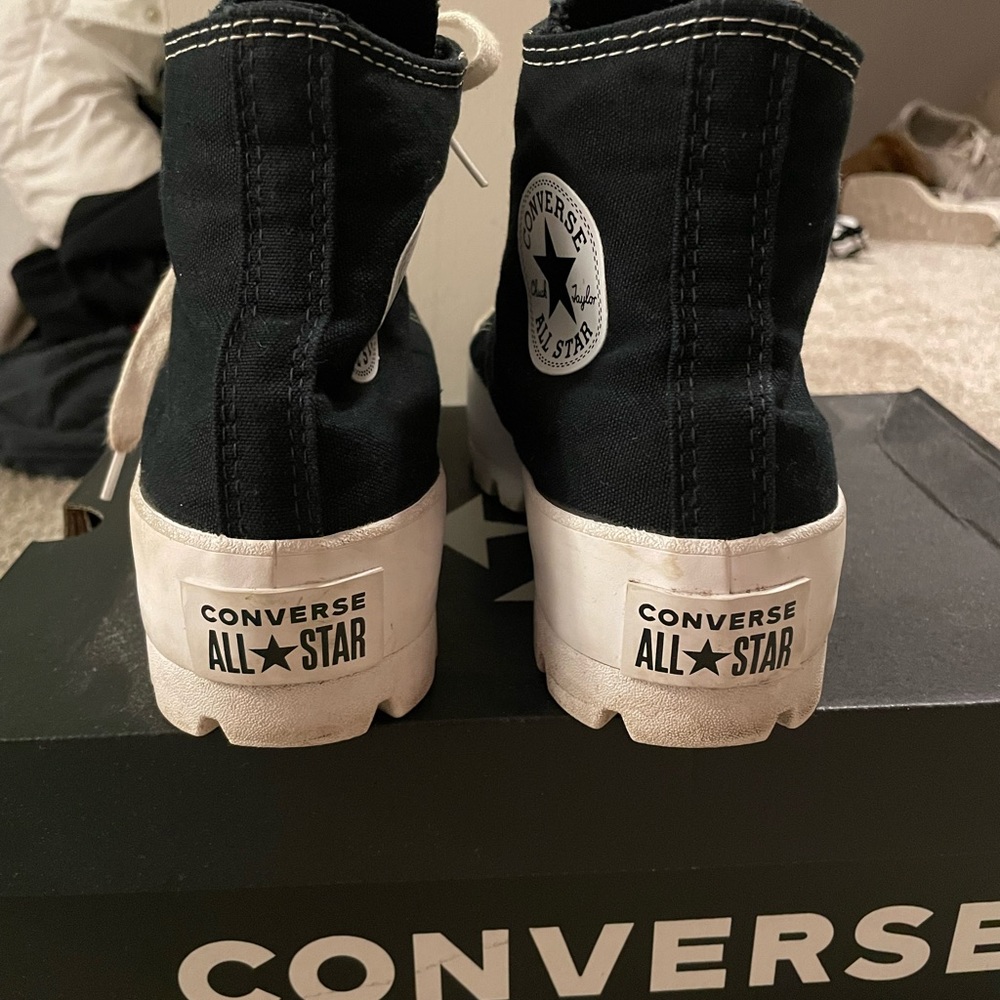Converse - Picture 6 of 6